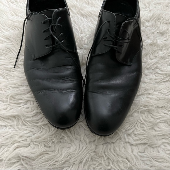 Louis Vuitton Men’s Leather Shoes - Picture 4 of 12